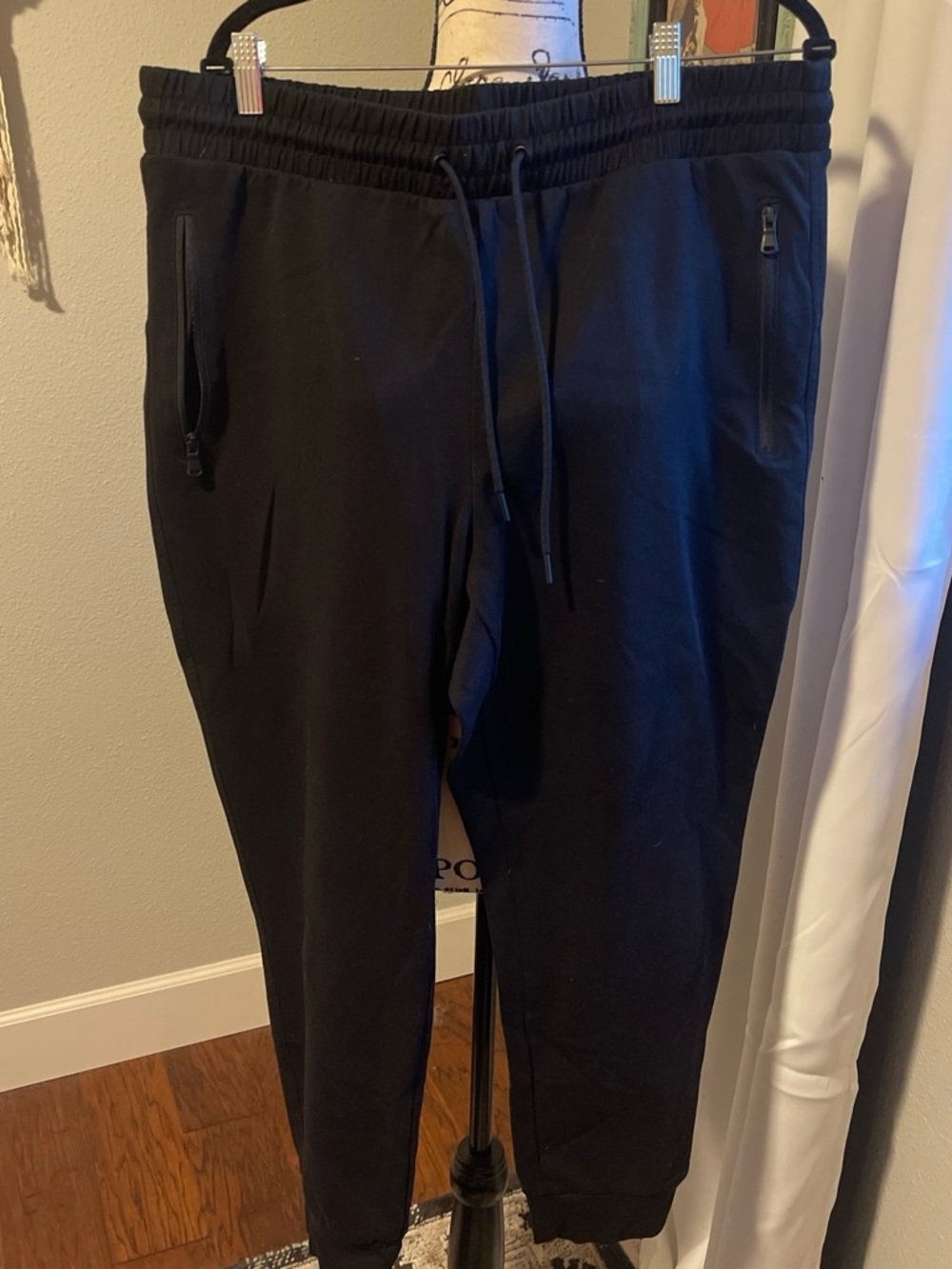Old Navy Black Women's Zip Pocket Joggers